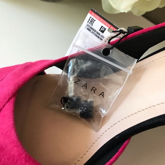 Shoes - Picture 4 of 7